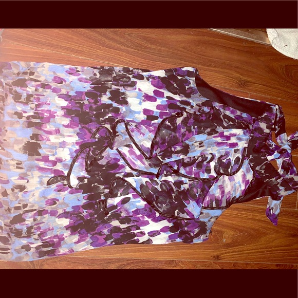 Halter top - Picture 1 of 2